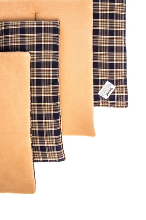 Marta Morgan Stable / Travel Bandage Pads (Beige Fleece with a Navy Tartan Cotton)