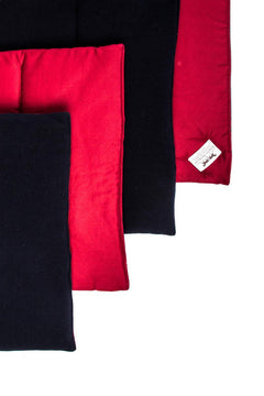 Marta Morgan Stable / Travel Bandage Pads (Navy Fleece with Bordeaux Cotton)