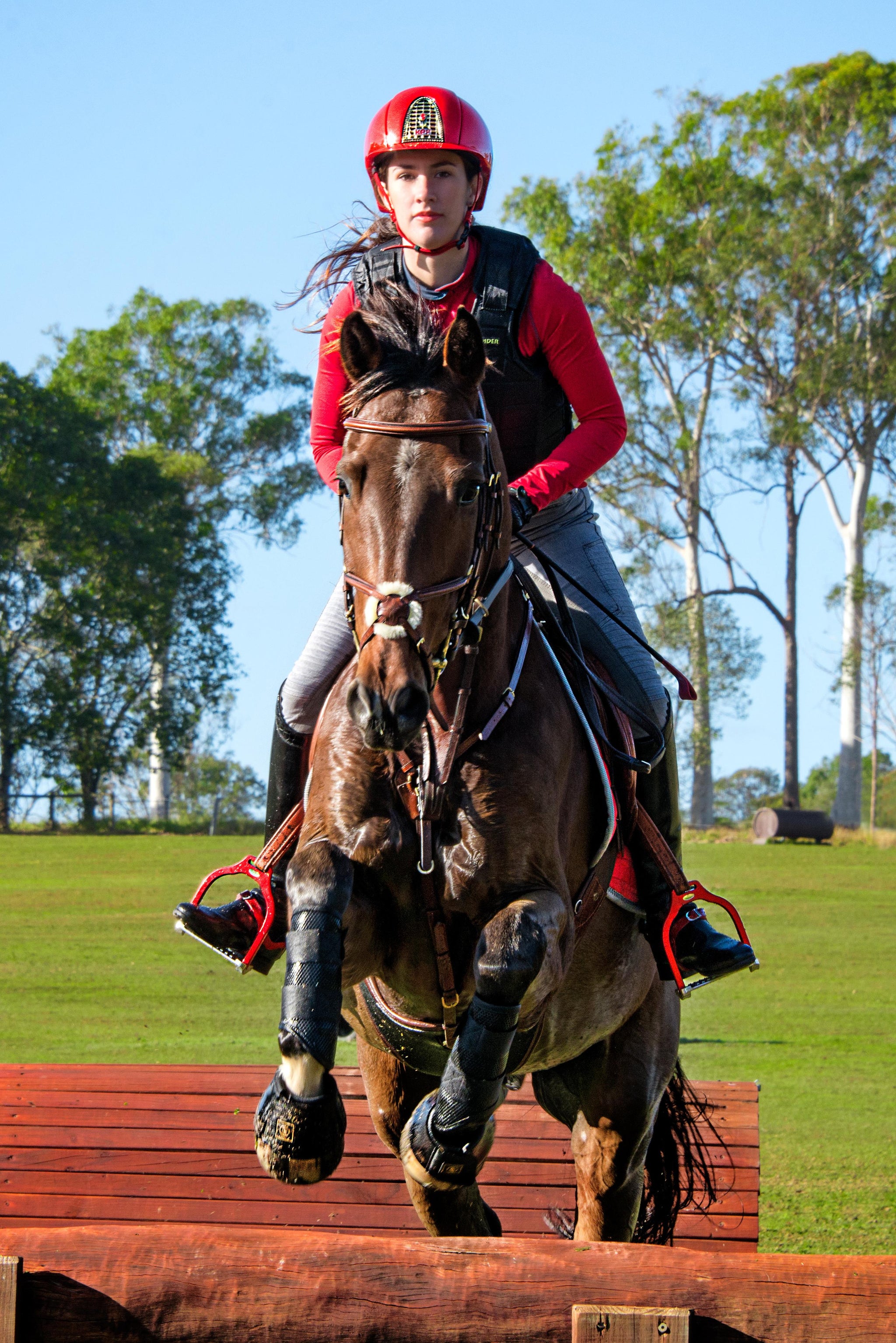 Pro Mesh X - Country - Front